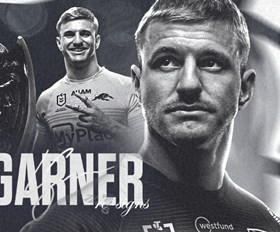 Garner extends Panthers contract