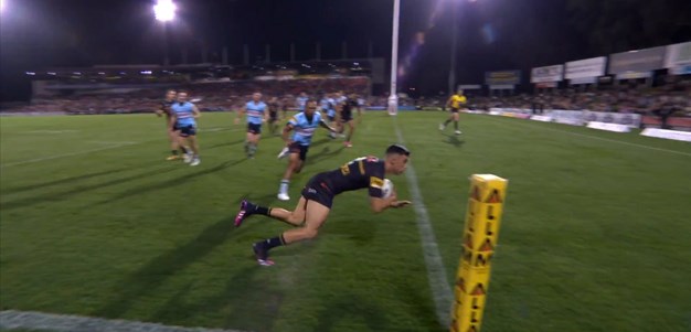 Staines scores the Panthers second against  Cronulla