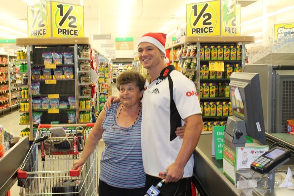 The Panthers spread Christmas cheer at Westfield Penrith.