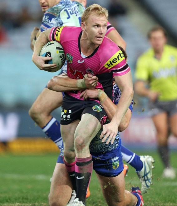 Peter Wallace : Digital Image by Robb Cox Â©nrlphotos.com:  :NRL Rugby League - Bulldogs V Panthers, at ANZ Stadium, Saturday June 20th 2015.