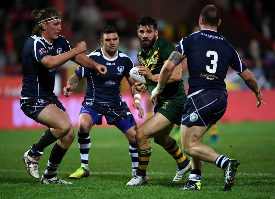 HULL, ENGLAND - OCTOBER 28: Josh Mansour of Australia in action during the Four Nations match between the Australian Kangaroos and Scotland at KCOM Lightstream Stadium on October 28, 2016 in Hull, United Kingdom.  (Photo by Laurence Griffiths/Getty Images)