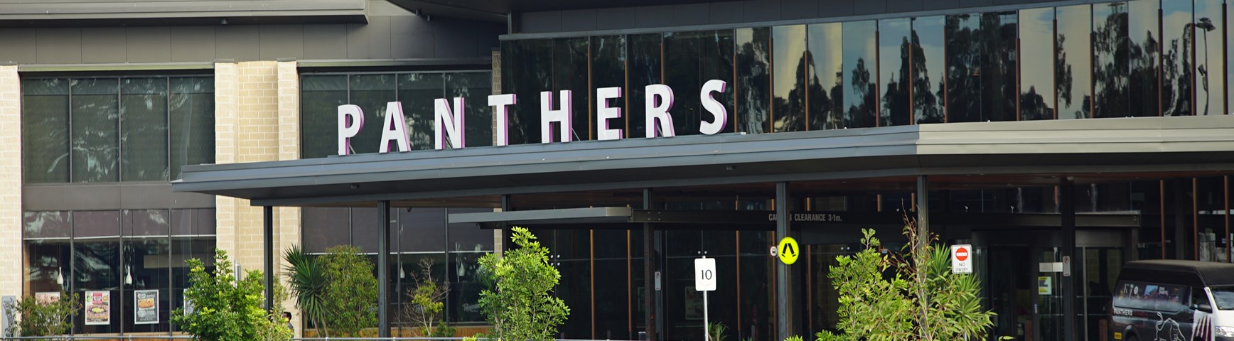 parking panthers transport leagues club penrith stadium taxi rank bus located stop front