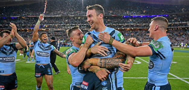 Maloney celebrates as Blues pull off last-gasp win