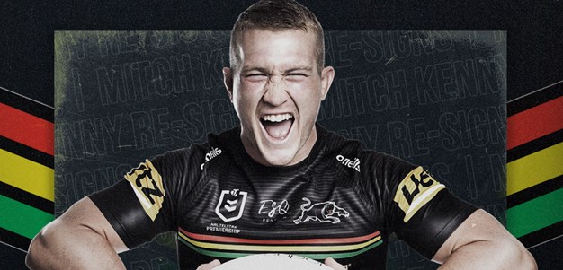 Kenny re-signs with Panthers