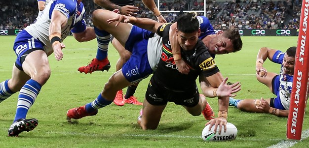 OAK Plus Gallery: Panthers v Bulldogs