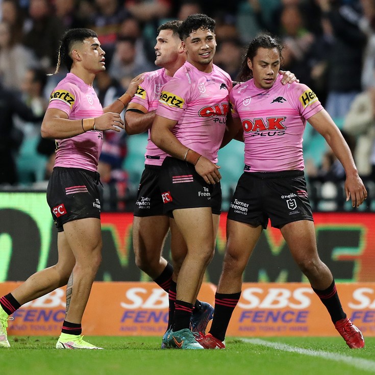 Panthers punish the Roosters away from home